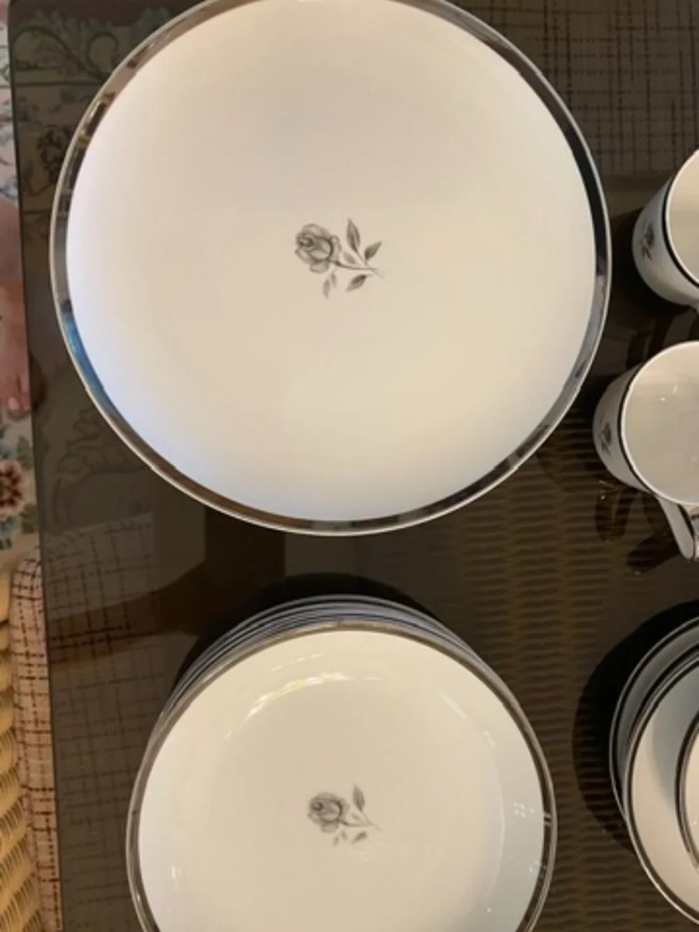 Vintage Rosemont 40 pieces Set Japan (setting for 6)